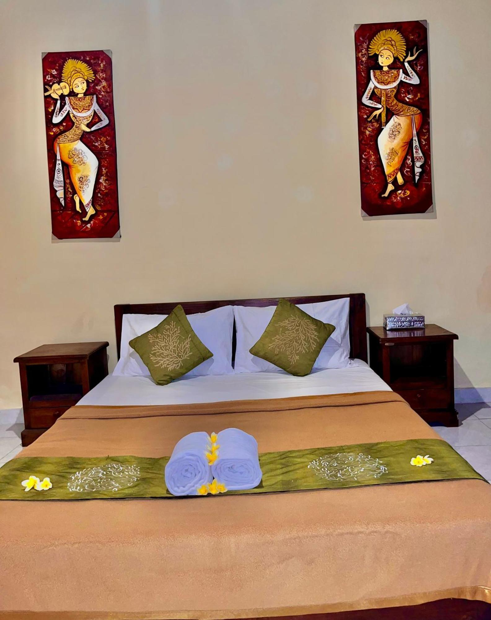 Lionk Bali House Bed & Breakfast Ubud  Exterior photo